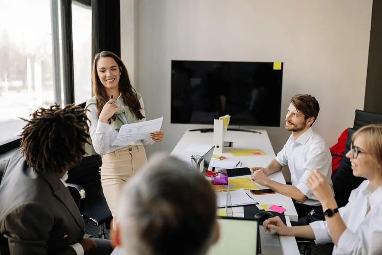 Top 10 Change Management Metrics, KPIs, and Implementation Strategies